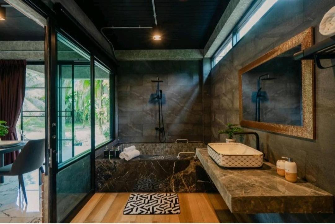Grandfather Khaolak Resort خاو لاك المظهر الخارجي الصورة